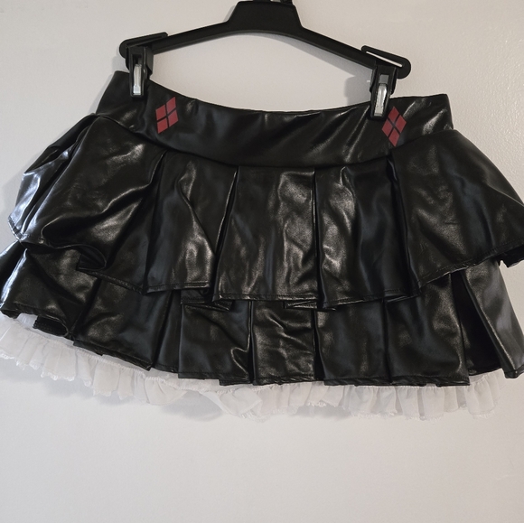 Harley Quinn Black and Red Corset/Skirt Costume - Picture 6 of 6